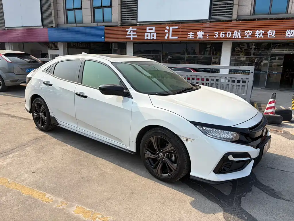 Honda Honda Civic 2021 Hatchback 220TURBO CVT Sport Edition 2022 - thumbnail 3