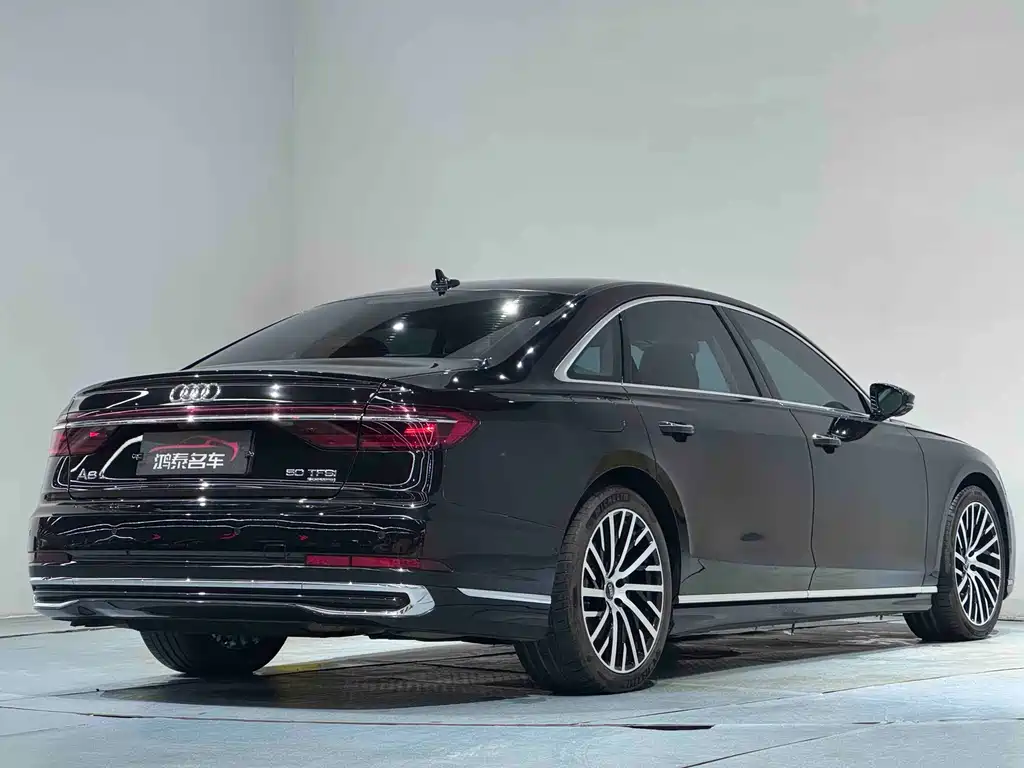 Audi Audi A8 2023 A8L 50 TFSI quattro Premium Selection 2023 - thumbnail 18