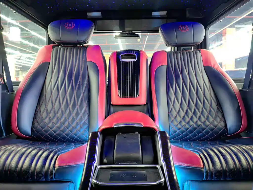 Mercedes-Benz Mercedes-Benz G-Class 2018 G 500 designo Masterpiece Edition 2019 - thumbnail 4