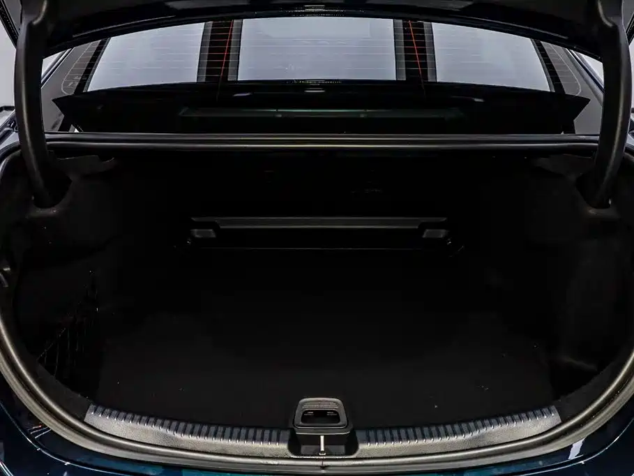 Mercedes-Benz Mercedes-Benz C-Class 2024 Model Year Facelift C 260 L Sport Edition 2024 - thumbnail 6