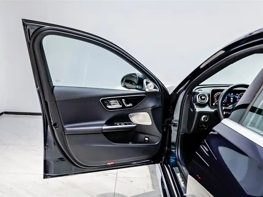 Mercedes-Benz Mercedes-Benz C-Class 2024 Model Year Facelift C 260 L Sport Edition 2024 - thumbnail 8