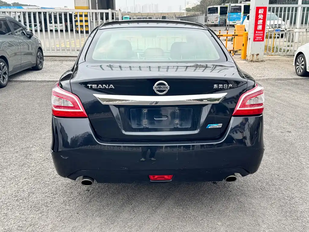 Nissan Nissan Teana 2015 2.0L XL-Sporty Europa League Sport Edition 2016 - thumbnail 15