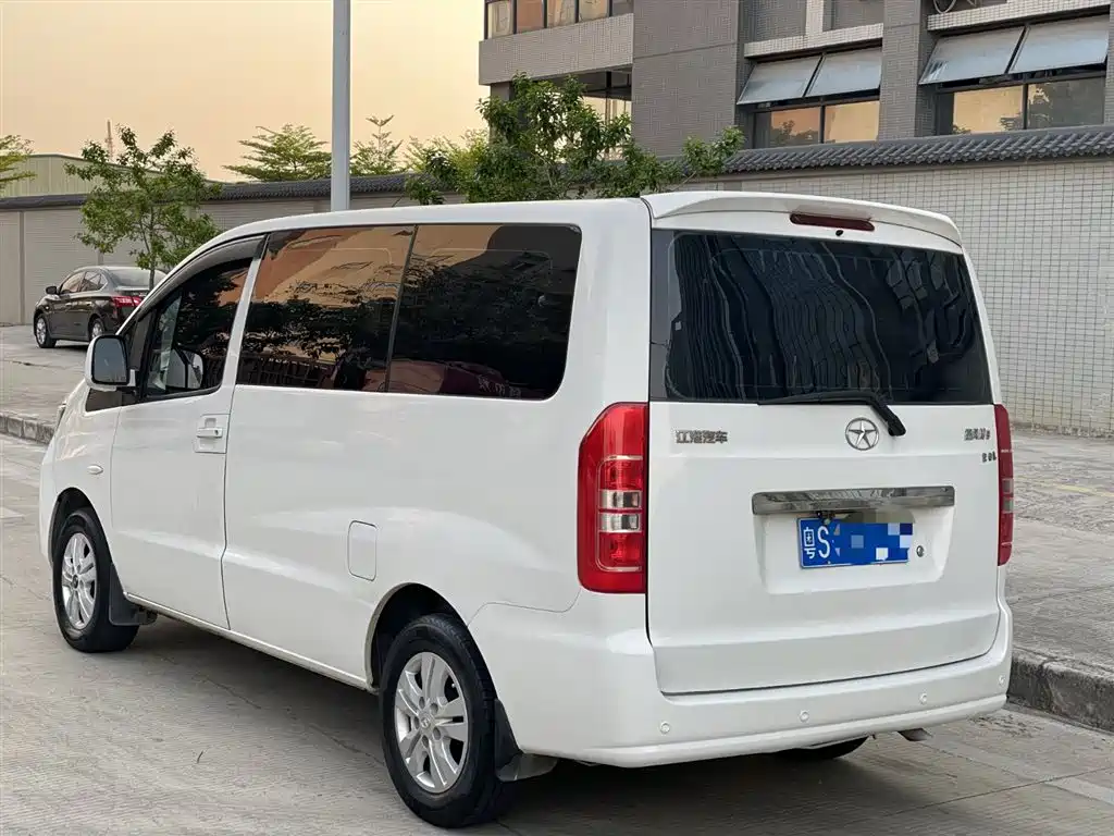 JAC RuiFeng Rui Feng M3 2015 2.0L Luxury Intelligent Edition 2016 - thumbnail 4