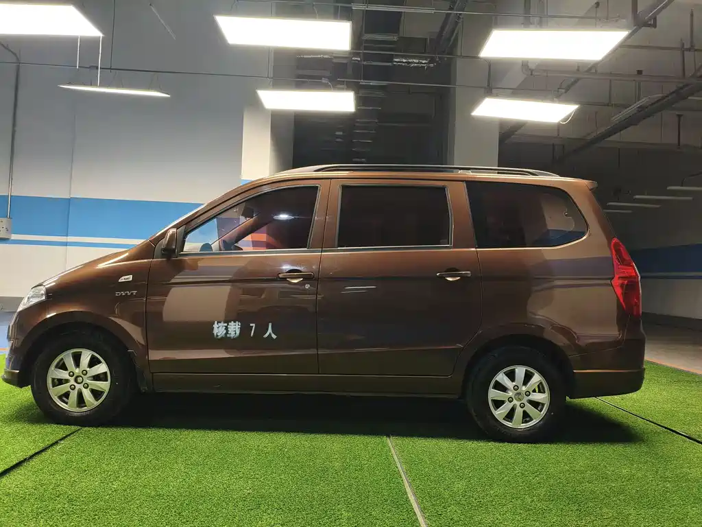 Wuling Motors Wuling Hongguang 2016 1.5L Comfort Edition S 2018 - thumbnail 3
