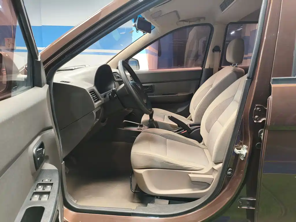 Wuling Motors Wuling Hongguang 2016 1.5L Comfort Edition S 2018 - thumbnail 4