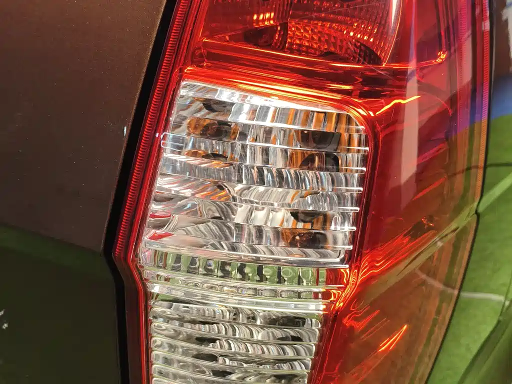 Wuling Motors Wuling Hongguang 2016 1.5L Comfort Edition S 2018 - thumbnail 19
