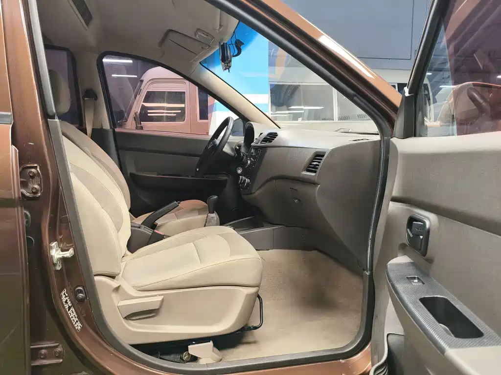 Wuling Motors Wuling Hongguang 2016 1.5L Comfort Edition S 2018 - thumbnail 20