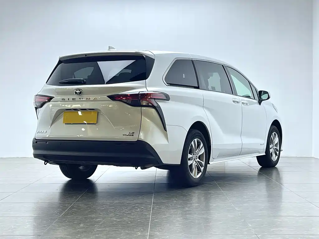 Toyota Toyota Sienna 2023 2.5L Hybrid LE 2023 - thumbnail 16