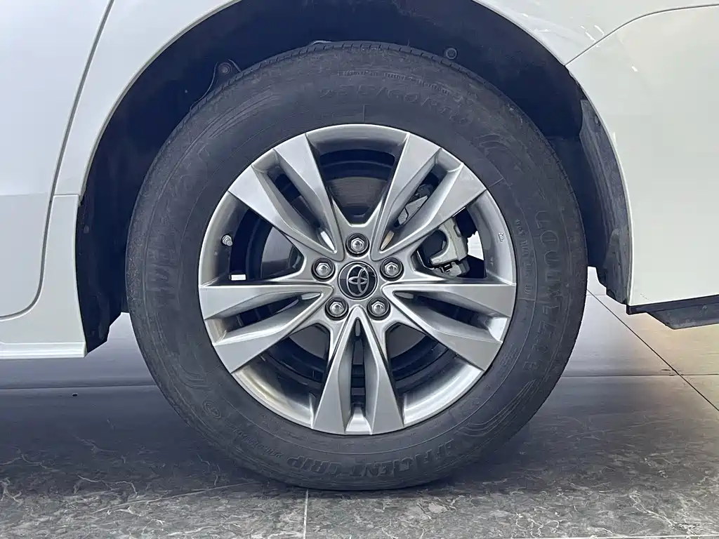 Toyota Toyota Sienna 2023 2.5L Hybrid LE 2023 - thumbnail 20