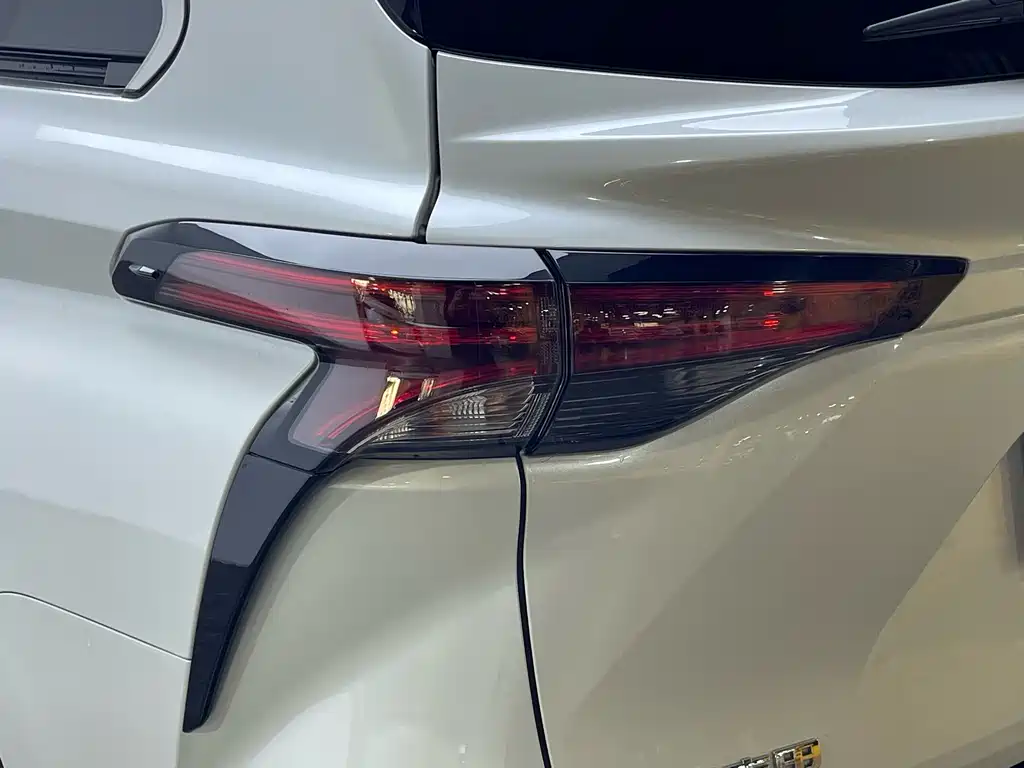 Toyota Toyota Sienna 2023 2.5L Hybrid LE 2023 - thumbnail 3