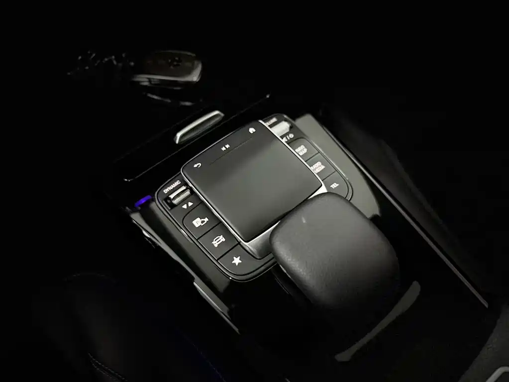 Mercedes-Benz Mercedes-Benz A-Class 2021 A 200 L Sport Sedan Fashion Edition 2021 - thumbnail 5