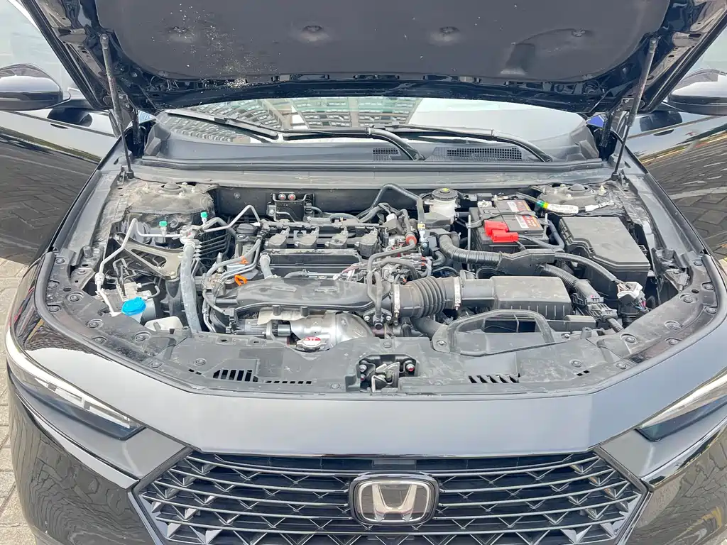 Honda Accord 2024 260TURBO Luxury Edition 2024 - thumbnail 14