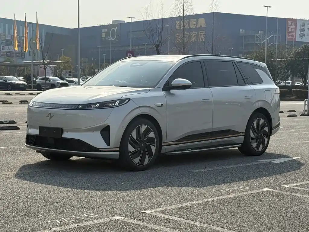 Dongfeng Yipai eπ008 2024 210Max Range Extender 6-seater 2024 - thumbnail 2