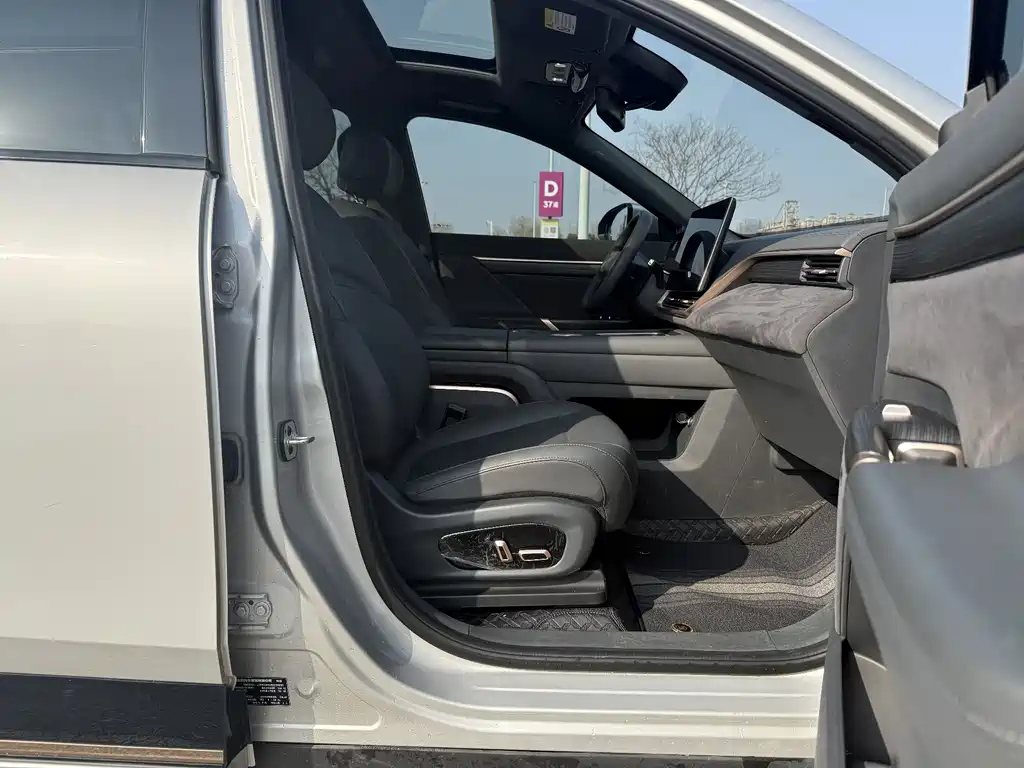 Dongfeng Yipai eπ008 2024 210Max Range Extender 6-seater 2024 - thumbnail 5