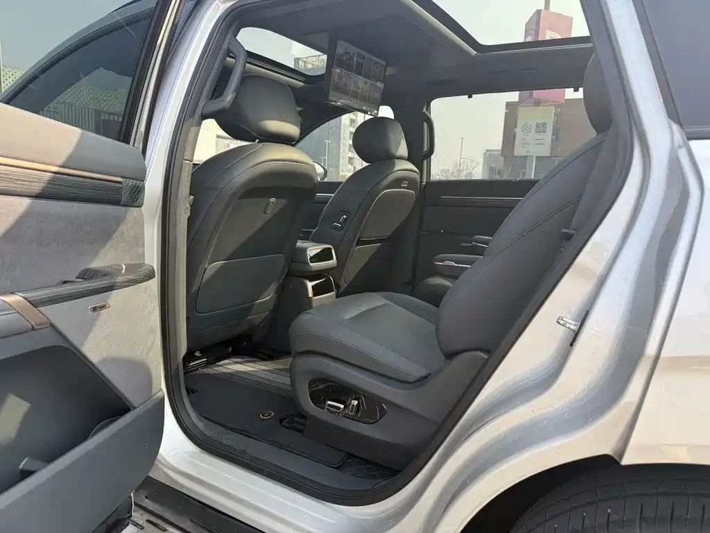 Dongfeng Yipai eπ008 2024 210Max Range Extender 6-seater 2024 - thumbnail 6