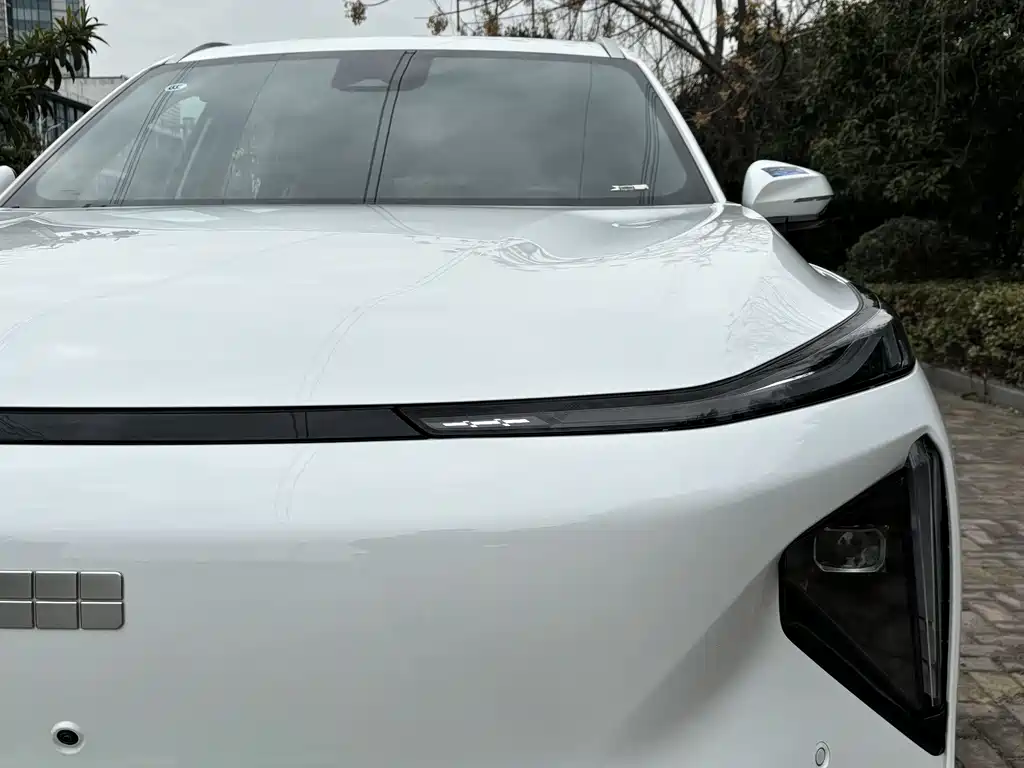 Geely Galaxy Geely Galaxy L7 2025 EM-i 115km Explorer+ Edition 2025 - thumbnail 4