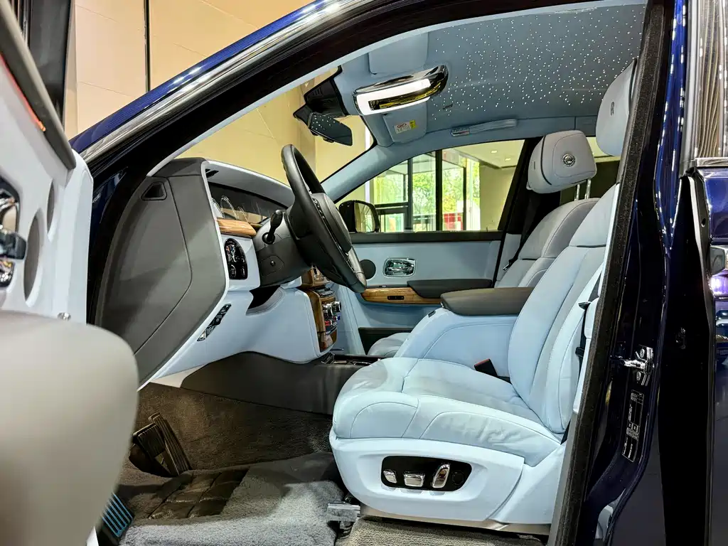 Rolls-Royce Phantom 2018 6.7T Extended Wheelbase Version 2020 - thumbnail 8