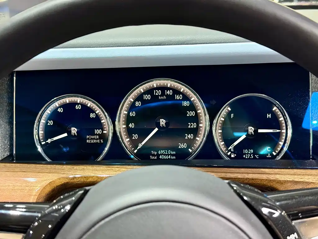 Rolls-Royce Phantom 2018 6.7T Extended Wheelbase Version 2020 - thumbnail 11