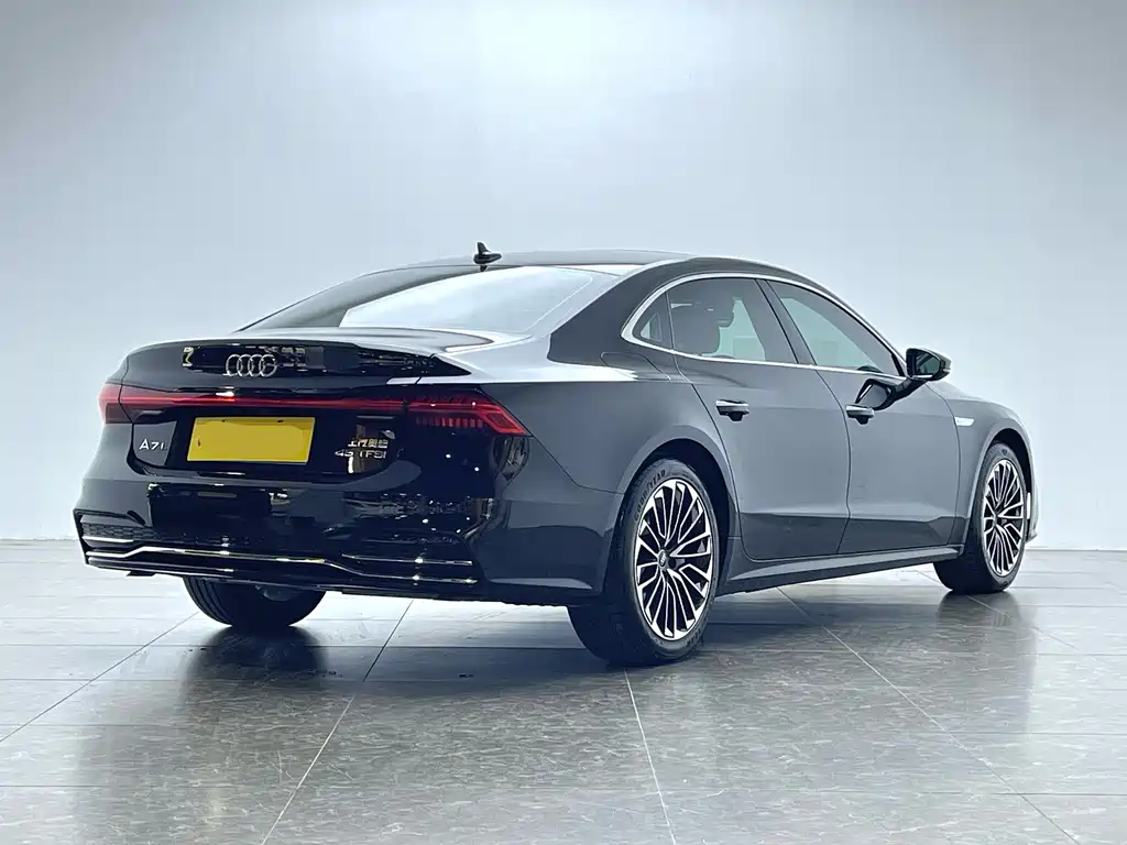 Audi Audi A7L 2024 45 TFSI Luxury Edition 2025 - thumbnail 3
