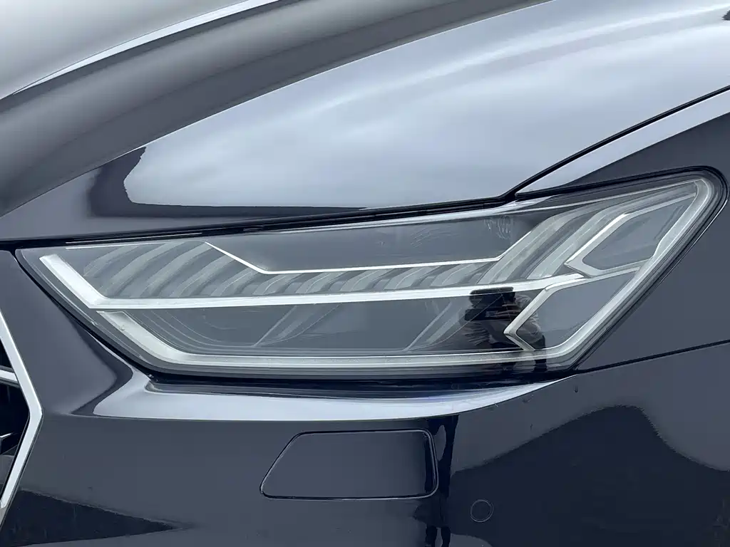 Audi Audi A7L 2024 45 TFSI Luxury Edition 2025 - thumbnail 8