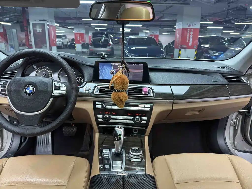 BMW BMW 7 Series 2009 740Li Leading Model 2011 - thumbnail 13