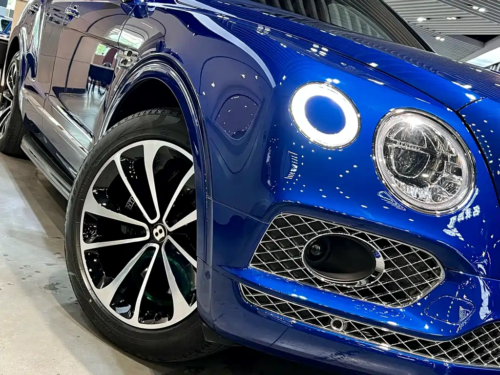Bentley Bentayga 2018 4.0T V8 2019 - thumbnail 6