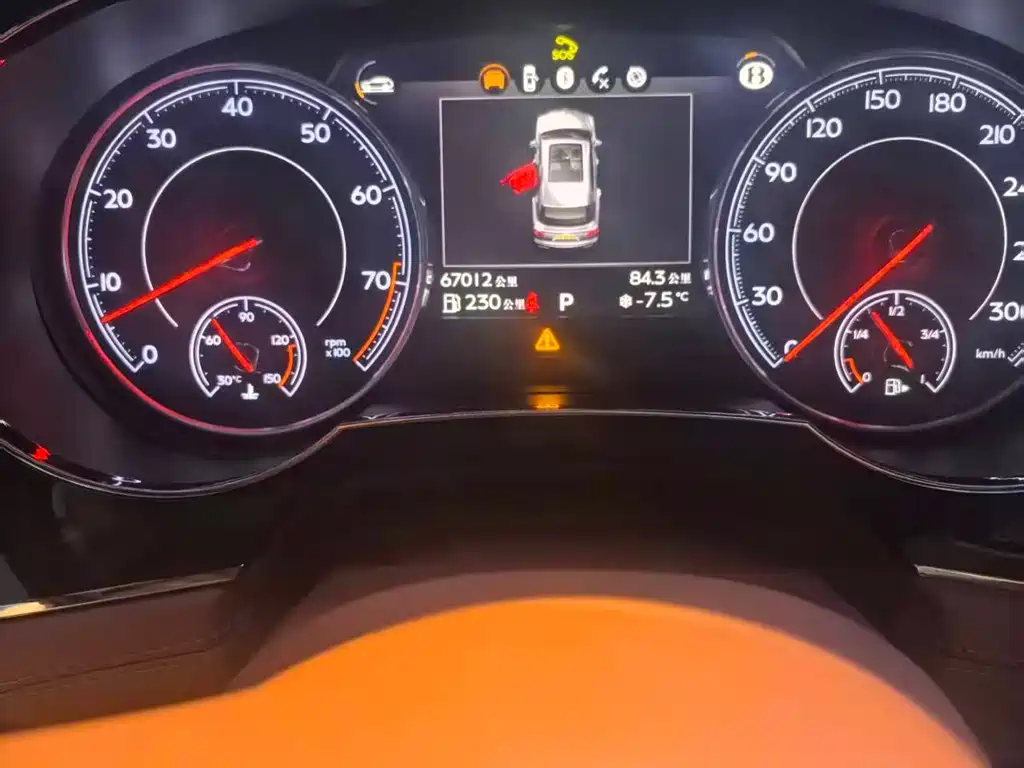 Bentley Bentayga 2018 4.0T V8 2019 - thumbnail 10
