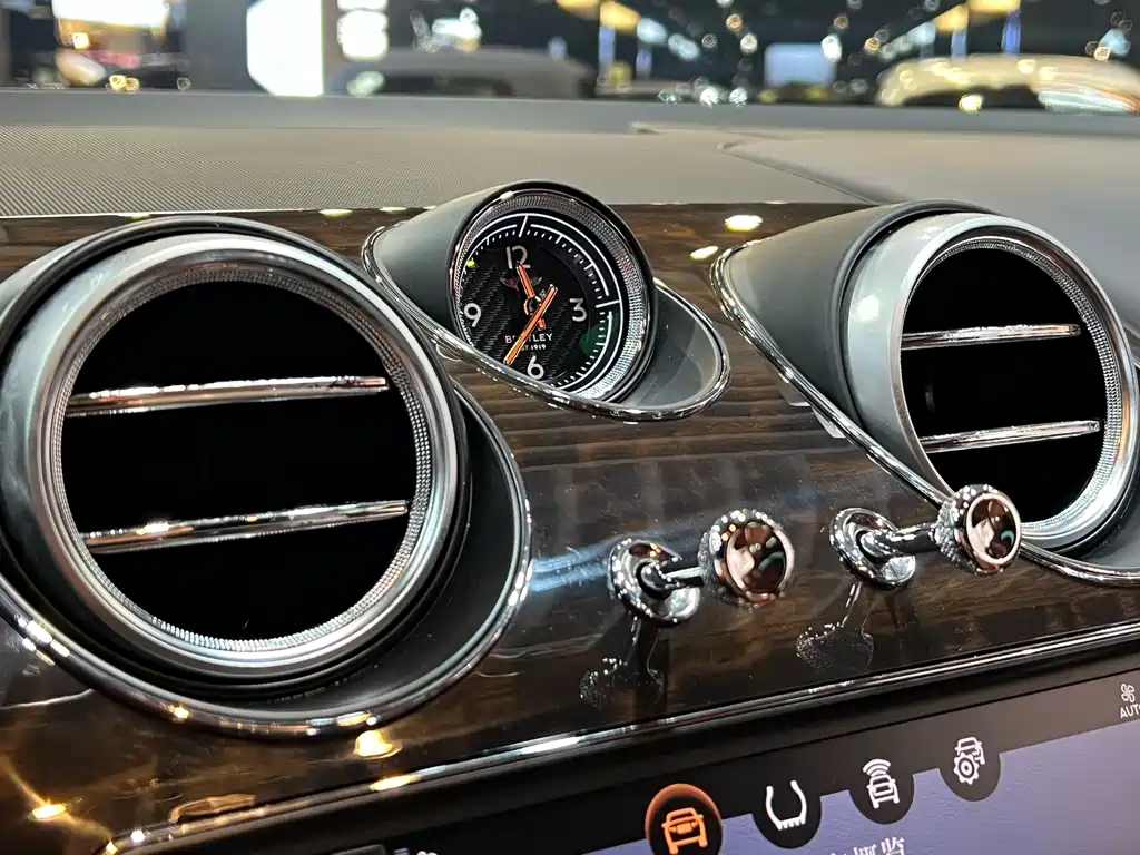 Bentley Bentayga 2018 4.0T V8 2019 - thumbnail 12