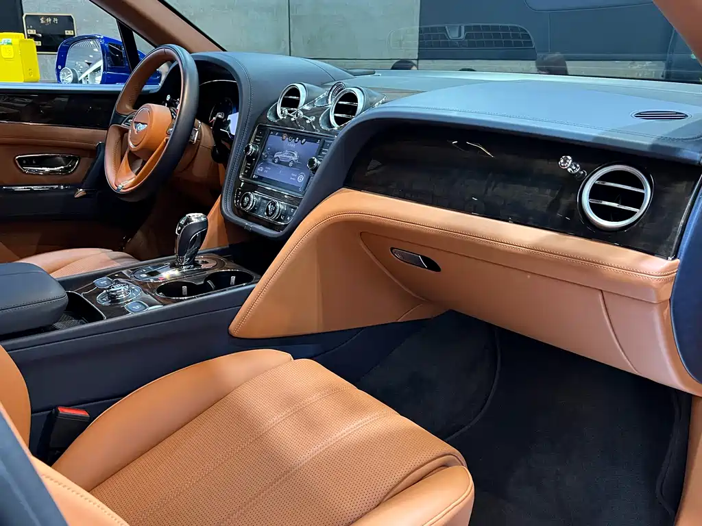 Bentley Bentayga 2018 4.0T V8 2019 - thumbnail 19