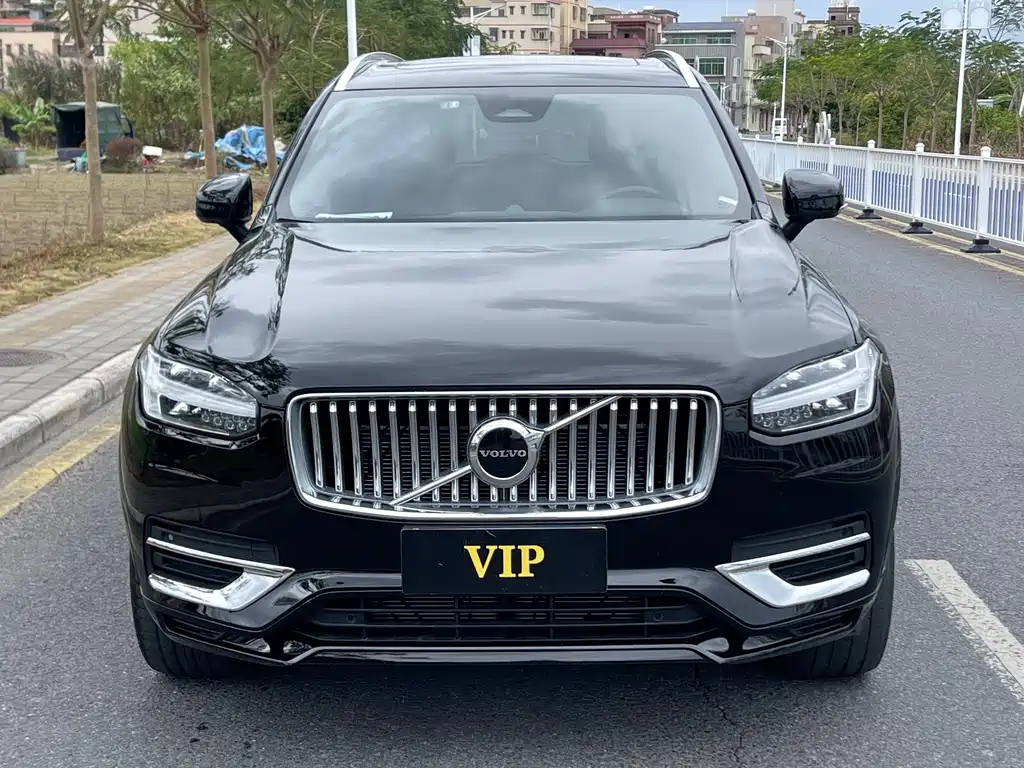 Volvo Volvo XC90 2022 B6 Momentum Luxury 7-seater 2022 - thumbnail 2