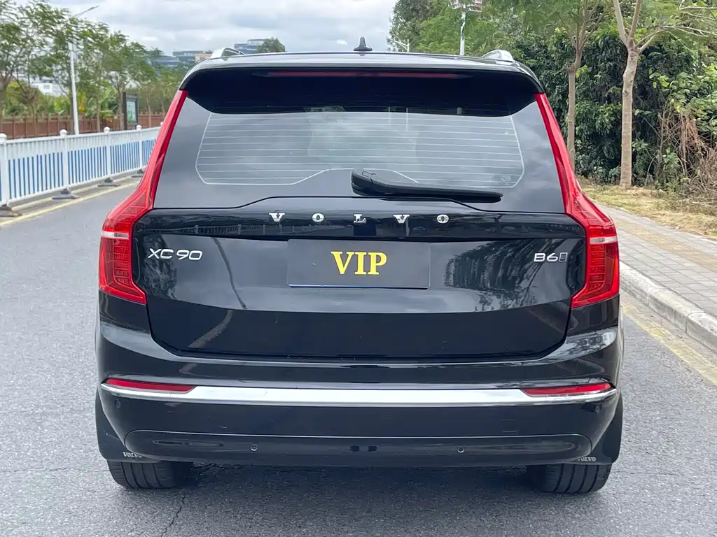 Volvo Volvo XC90 2022 B6 Momentum Luxury 7-seater 2022 - thumbnail 5