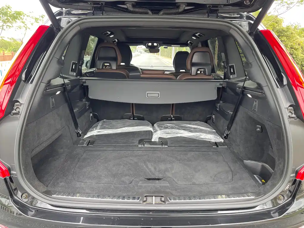 Volvo Volvo XC90 2022 B6 Momentum Luxury 7-seater 2022 - thumbnail 19