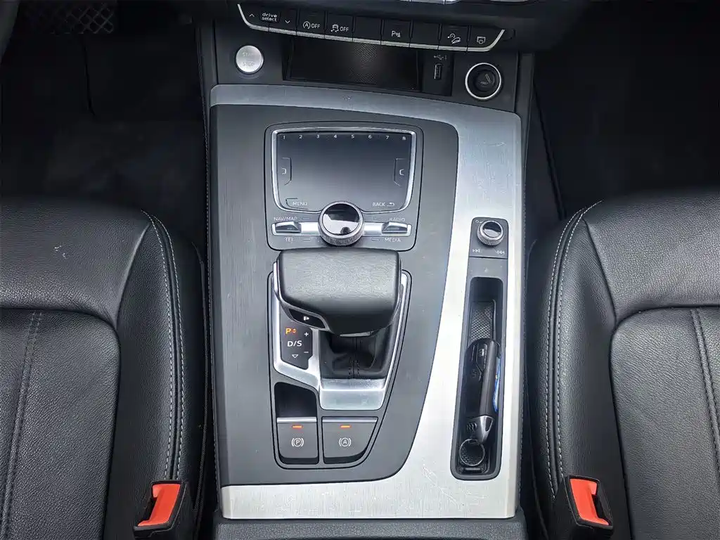 Audi Audi Q5L 2020 Facelift 40 TFSI Fashion Edition 2021 - thumbnail 14