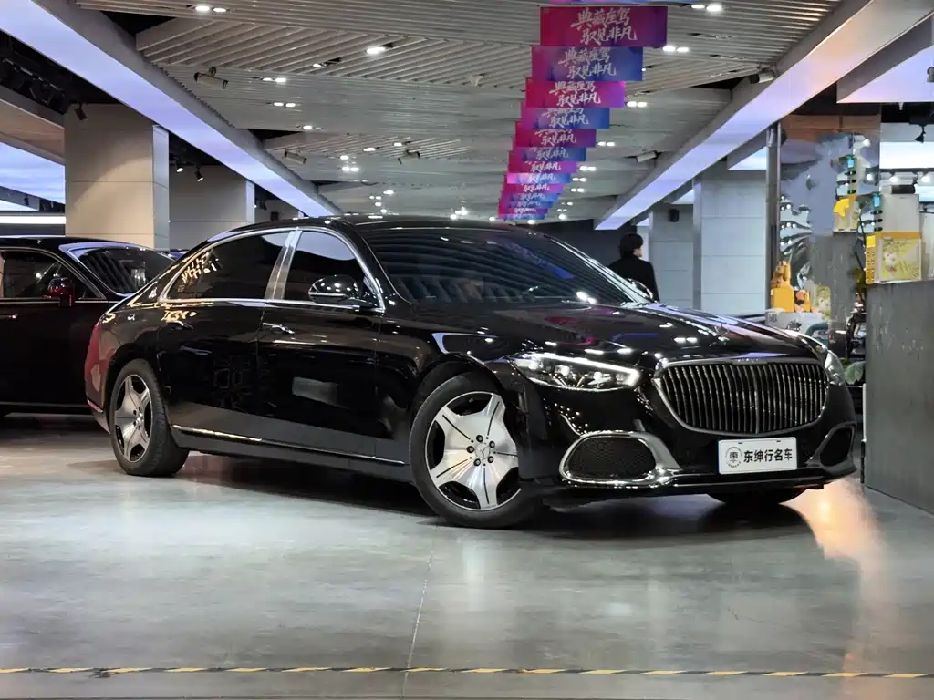 Mercedes-Benz Maybach S-Class 2021 S 480 4MATIC 2022 - thumbnail 3