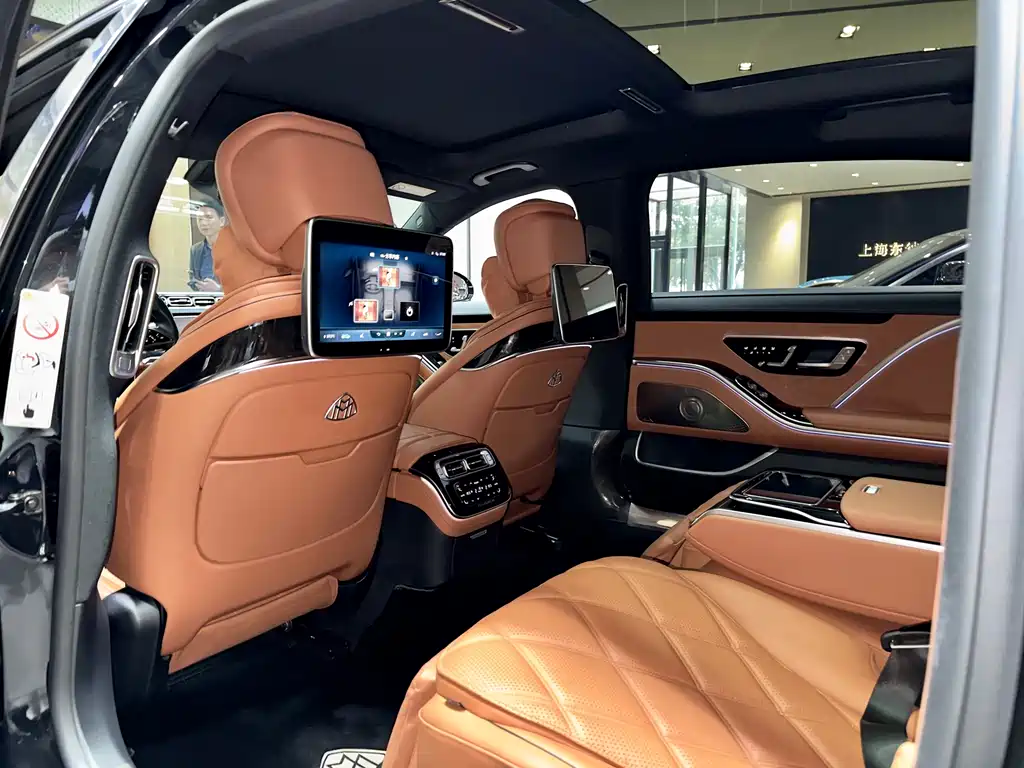 Mercedes-Benz Maybach S-Class 2021 S 480 4MATIC 2022 - thumbnail 15