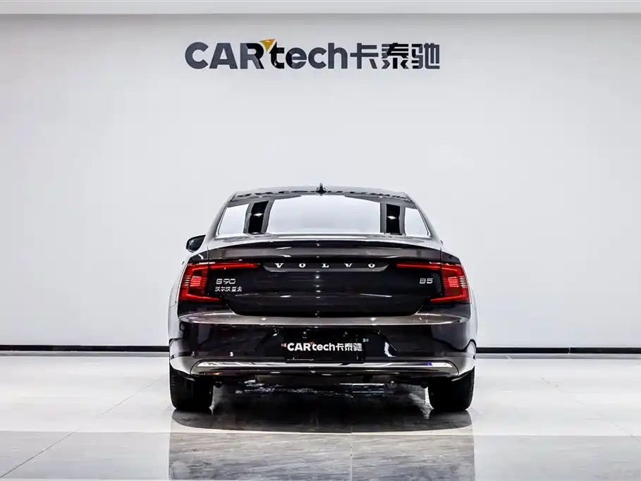 Volvo Volvo S90 2021 B5 Inscription Luxury 2021 - thumbnail 5