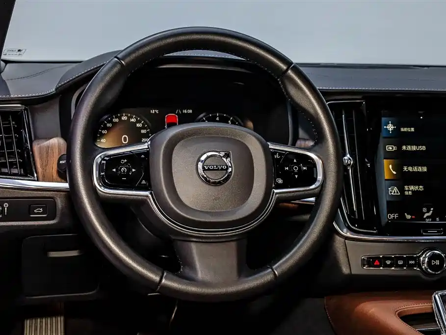 Volvo Volvo S90 2021 B5 Inscription Luxury 2021 - thumbnail 19