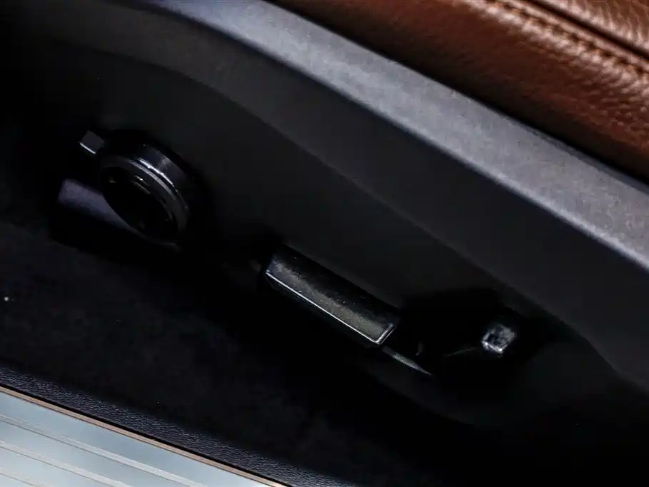 Volvo Volvo S90 2021 B5 Inscription Luxury 2021 - thumbnail 26