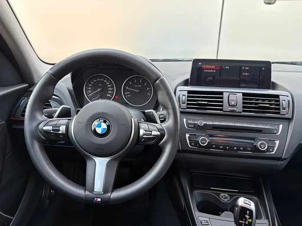 BMW BMW 1 Series (Imported) 2012 Model 118i Sport Edition 2012 - thumbnail 13