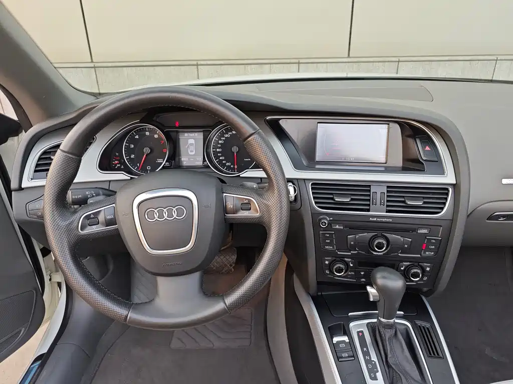Audi Audi A5 2010 2.0TFSI Cabriolet 2010 - thumbnail 10
