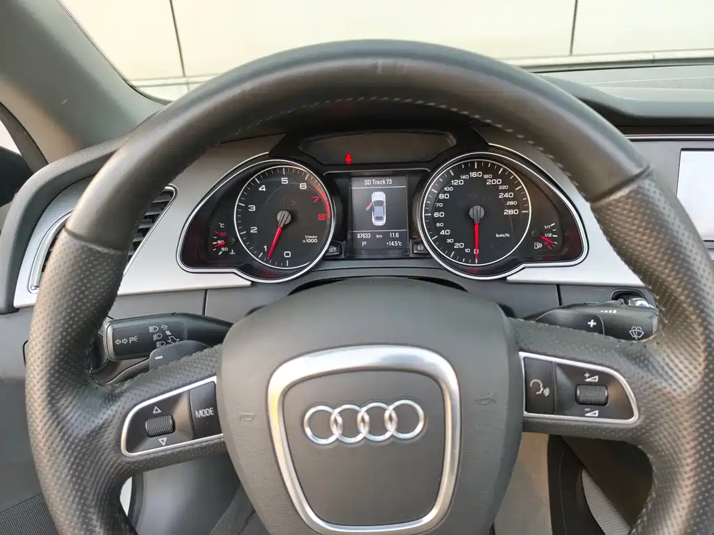 Audi Audi A5 2010 2.0TFSI Cabriolet 2010 - thumbnail 11