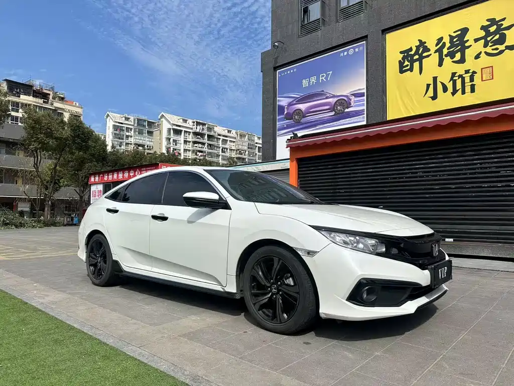 Honda Honda Civic 2019 220TURBO CVT Sport Edition China V 2020 - thumbnail 3