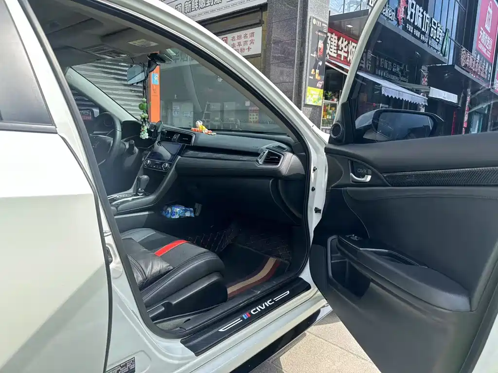 Honda Honda Civic 2019 220TURBO CVT Sport Edition China V 2020 - thumbnail 5