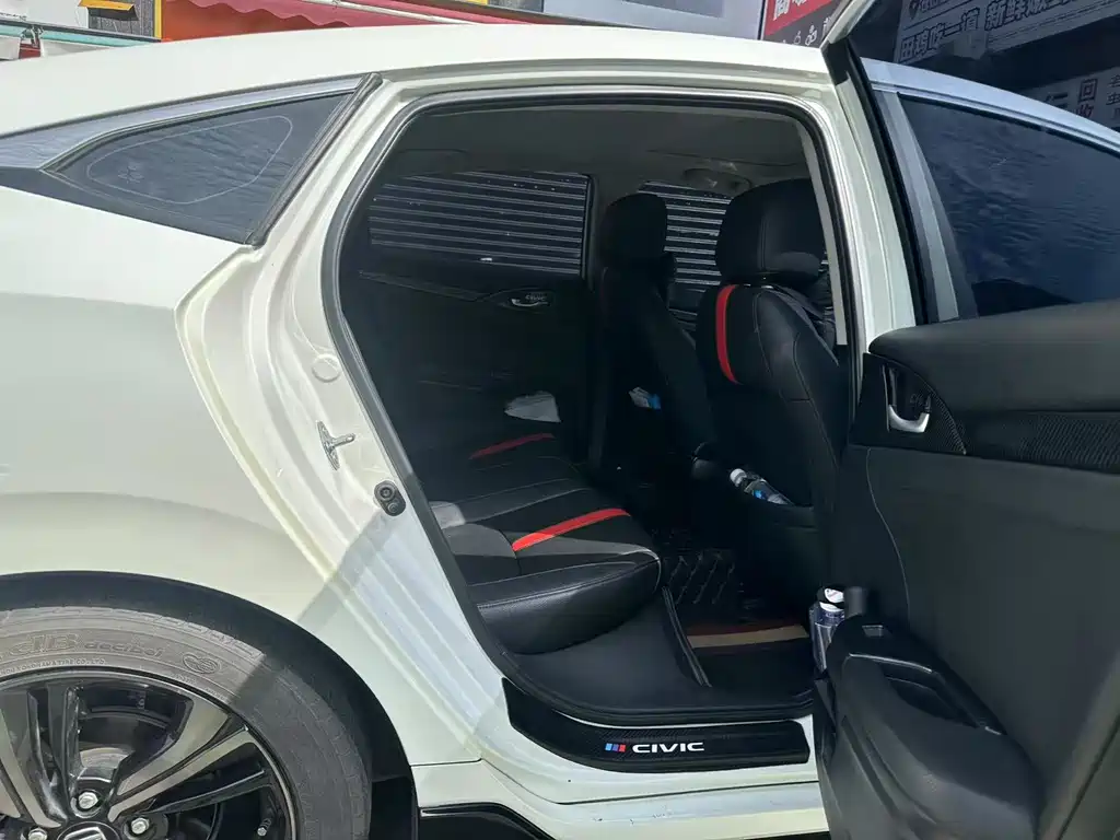 Honda Honda Civic 2019 220TURBO CVT Sport Edition China V 2020 - thumbnail 6