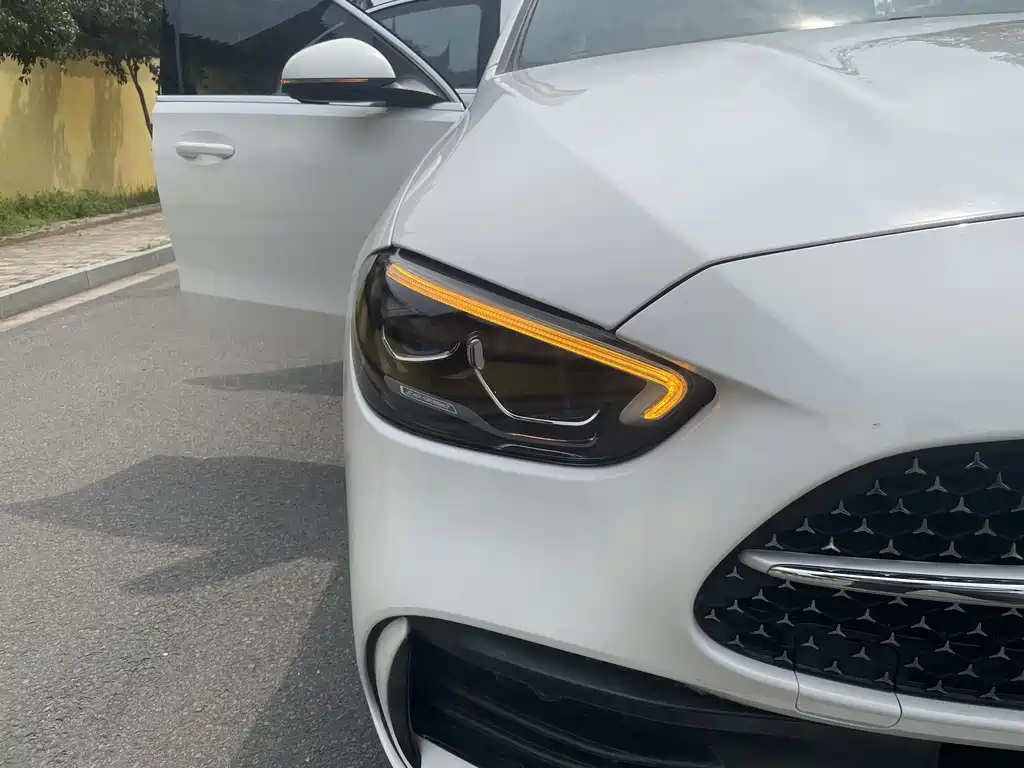 Mercedes-Benz Mercedes-Benz C-Class 2024 Model Year Facelift C 200 L Sport Edition 2024 - thumbnail 10