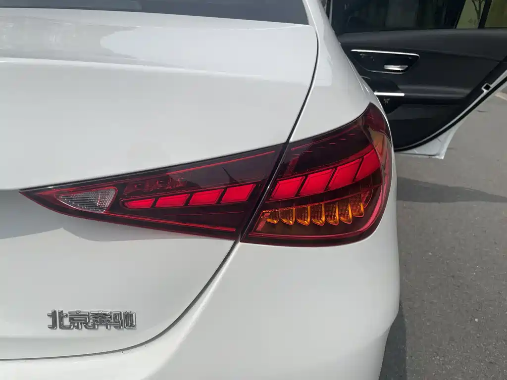 Mercedes-Benz Mercedes-Benz C-Class 2024 Model Year Facelift C 200 L Sport Edition 2024 - thumbnail 19