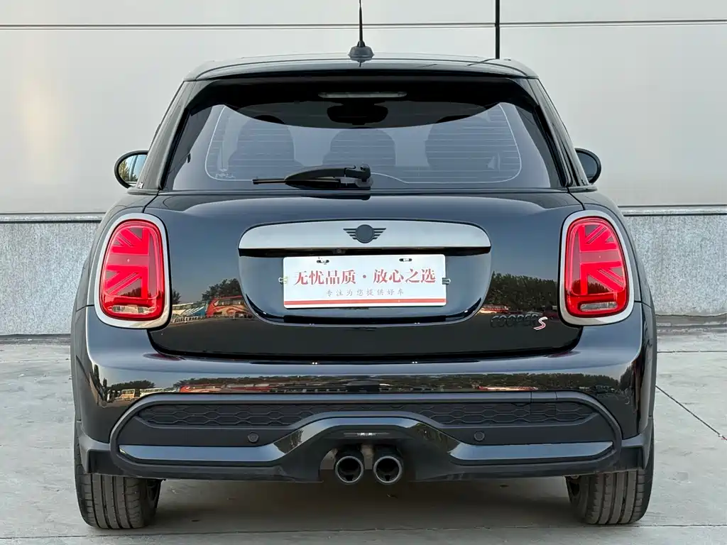 MINI MINI 2023 2.0T COOPER S King's Cross Special Edition Five-Door 2023 - thumbnail 5