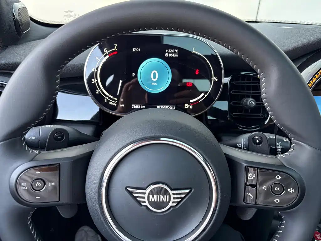 MINI MINI 2023 2.0T COOPER S King's Cross Special Edition Five-Door 2023 - thumbnail 13
