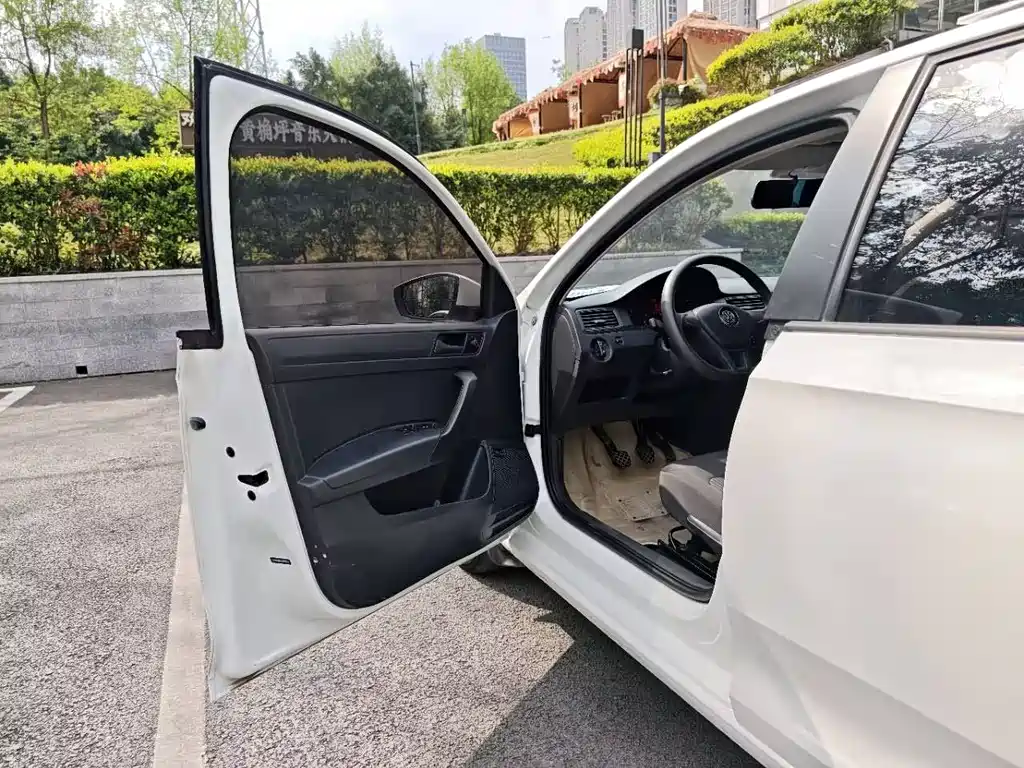 Volkswagen Volkswagen Santana 2021 1.5L Manual Style Edition 2021 - thumbnail 23
