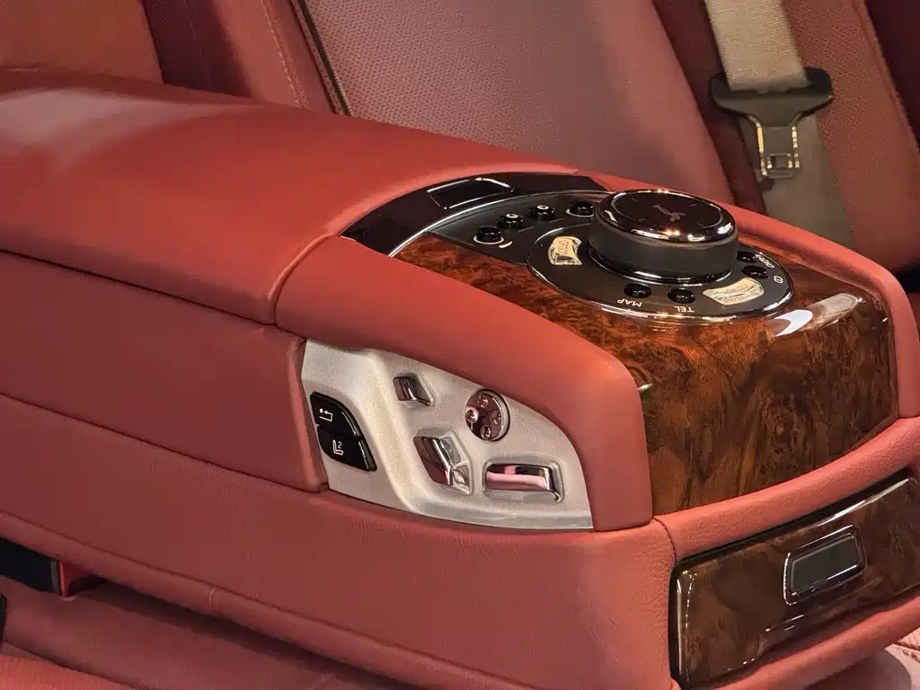 Rolls-Royce Ghost 2015 Series II Extended Wheelbase 2015 - thumbnail 15